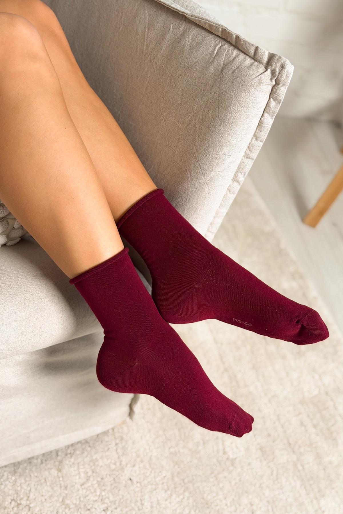 Women's  bamboo socks with trendy rolled edge